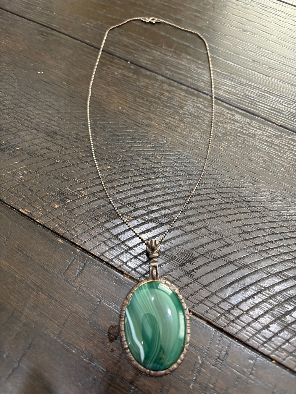 Green Oval Stone Pendant Necklace in Antiqued 925 silver